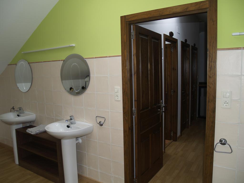 Albergue De Yebra Yebra de Basa Δωμάτιο φωτογραφία