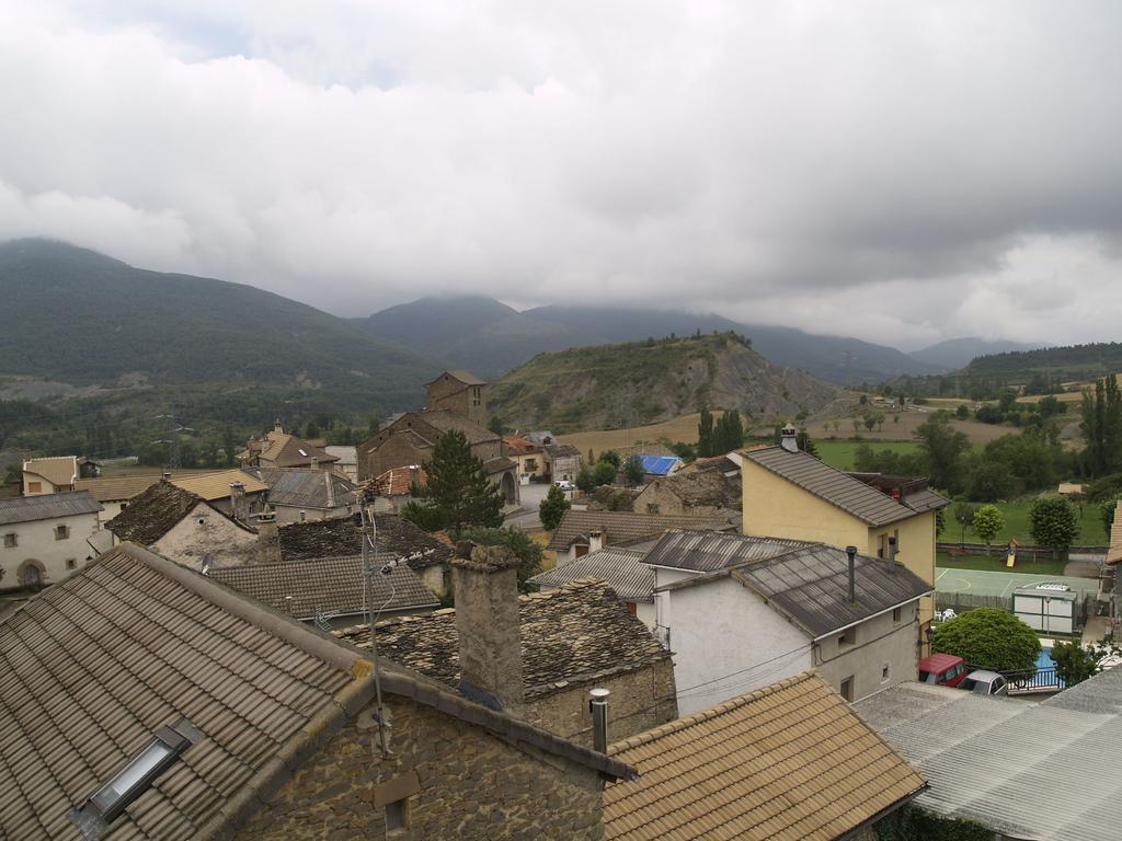 Albergue De Yebra Yebra de Basa Εξωτερικό φωτογραφία
