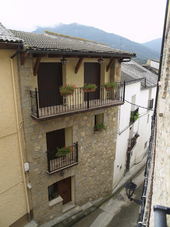 Albergue De Yebra Yebra de Basa Εξωτερικό φωτογραφία