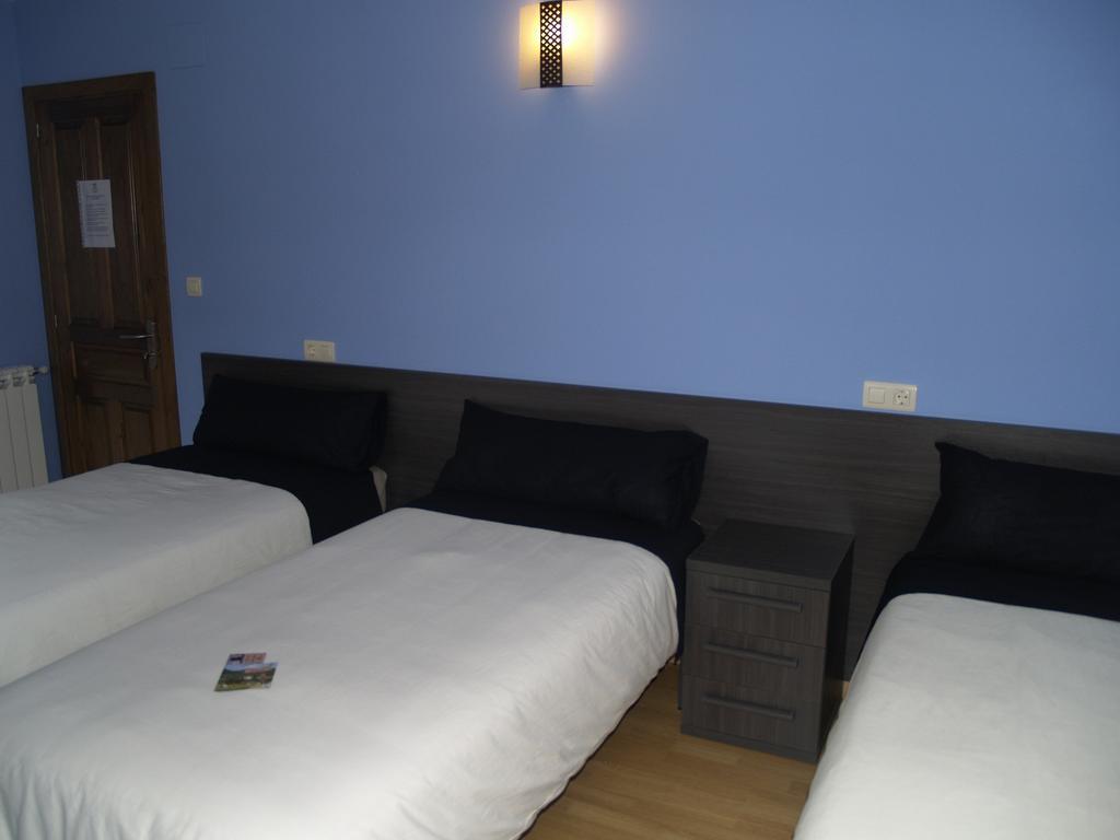 Albergue De Yebra Yebra de Basa Δωμάτιο φωτογραφία