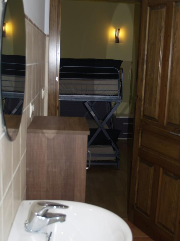 Albergue De Yebra Yebra de Basa Δωμάτιο φωτογραφία
