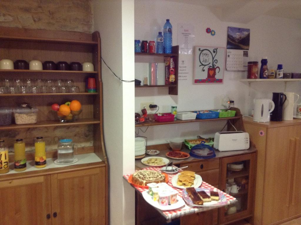 Albergue De Yebra Yebra de Basa Εξωτερικό φωτογραφία