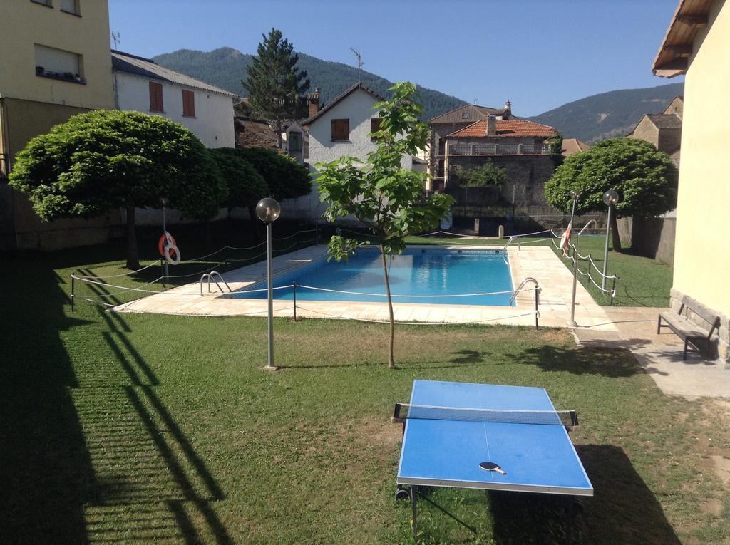 Albergue De Yebra Yebra de Basa Εξωτερικό φωτογραφία