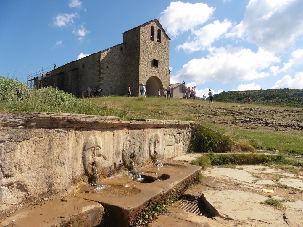Albergue De Yebra Yebra de Basa Εξωτερικό φωτογραφία